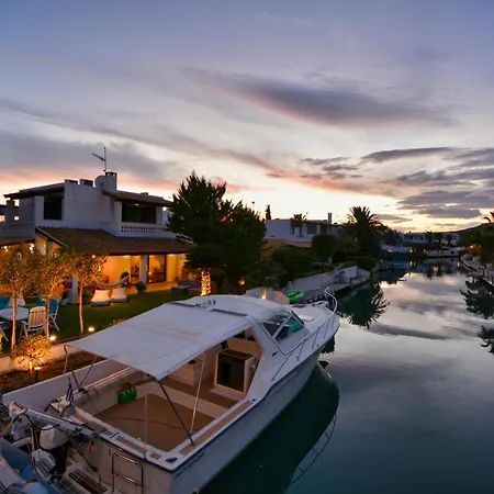 Unique Canal With Boat Dock In Porto Hydra Villa *