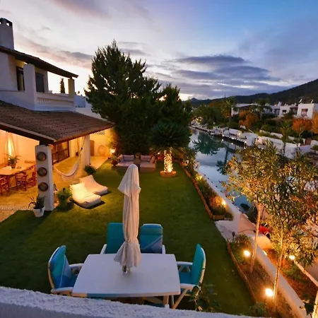 Unique Canal With Boat Dock In Porto Hydra Villa *